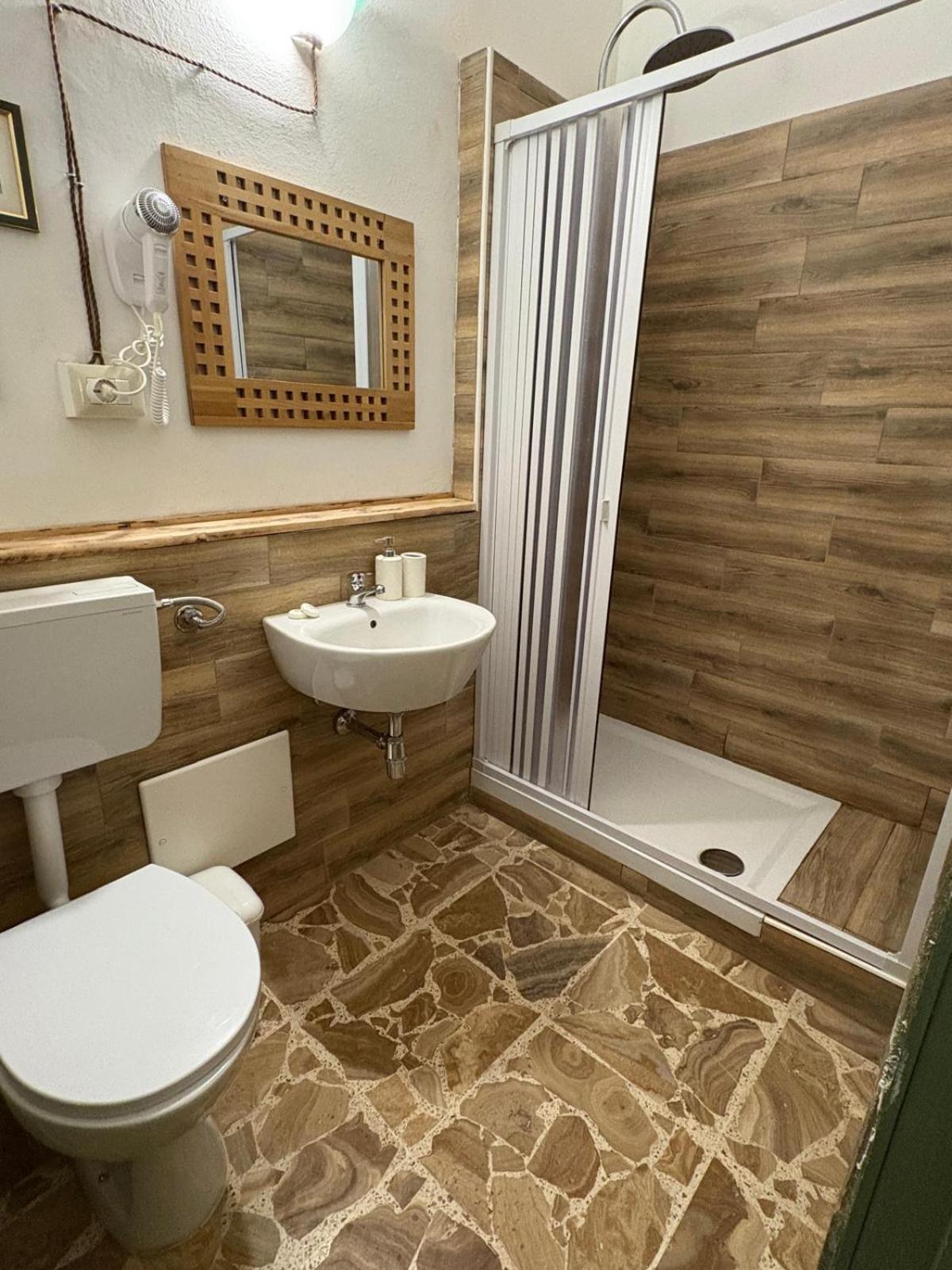 Vittorina'S Home Sorso Ngoại thất bức ảnh